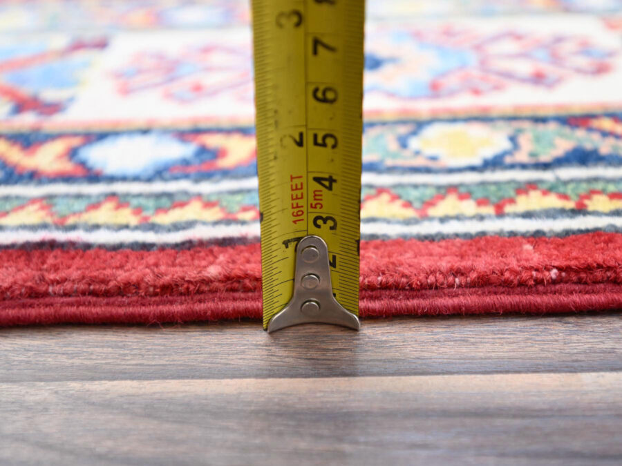 5'2" x 7'2",Cayenne Red, Hand-Knotted Denser Weave, Natural Wool, Oriental Rug - Image 4