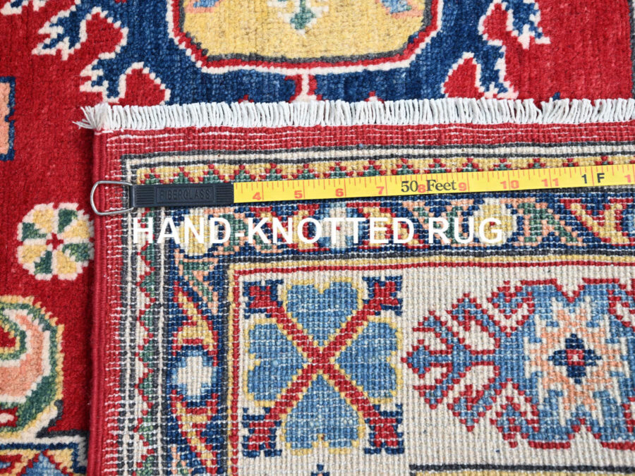 5'2" x 7'2",Cayenne Red, Hand-Knotted Denser Weave, Natural Wool, Oriental Rug - Image 3