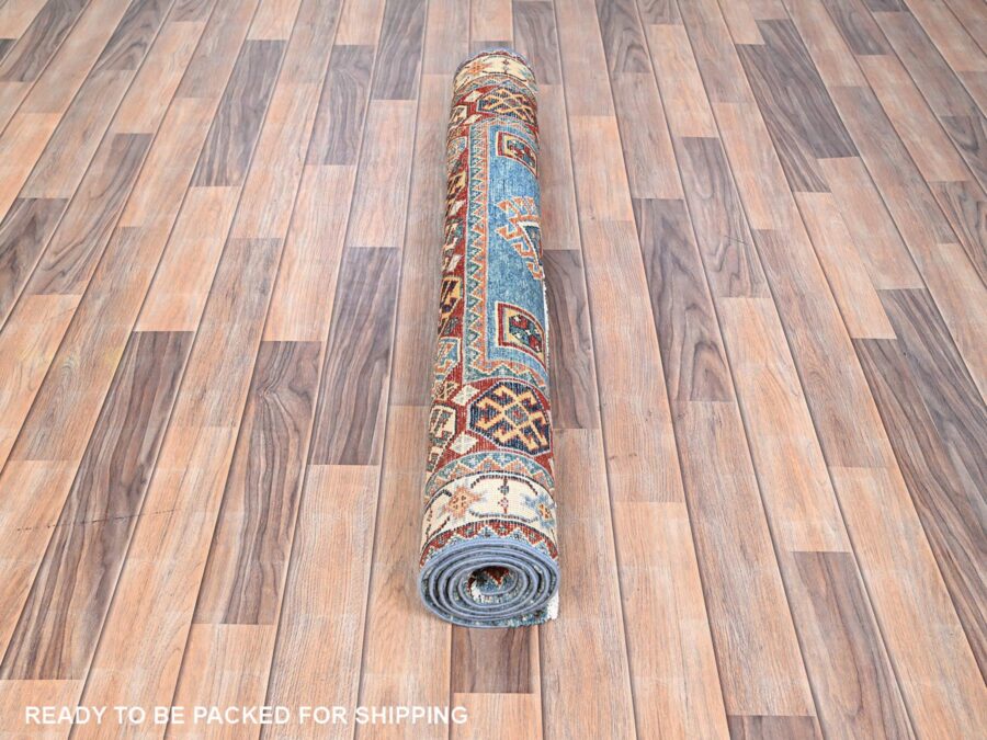 3'10"x5'9" Crystal Seas Blue, Natural Dyes, Hand Knotted,Soft and Velvet Wool, Oriental Rug - Image 5