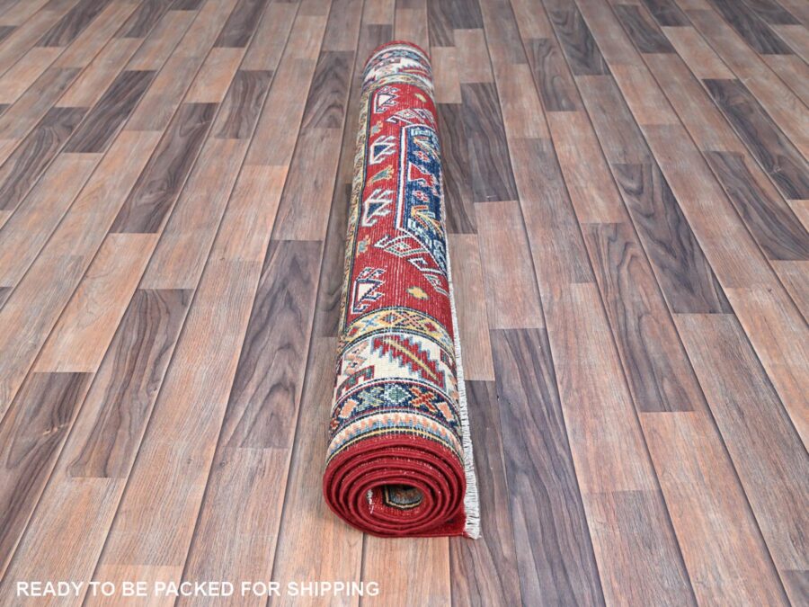 4'1"x5'10" Carnelian Red Smooth And Velvety Wool Hand Knotted Oriental Rug - Image 5